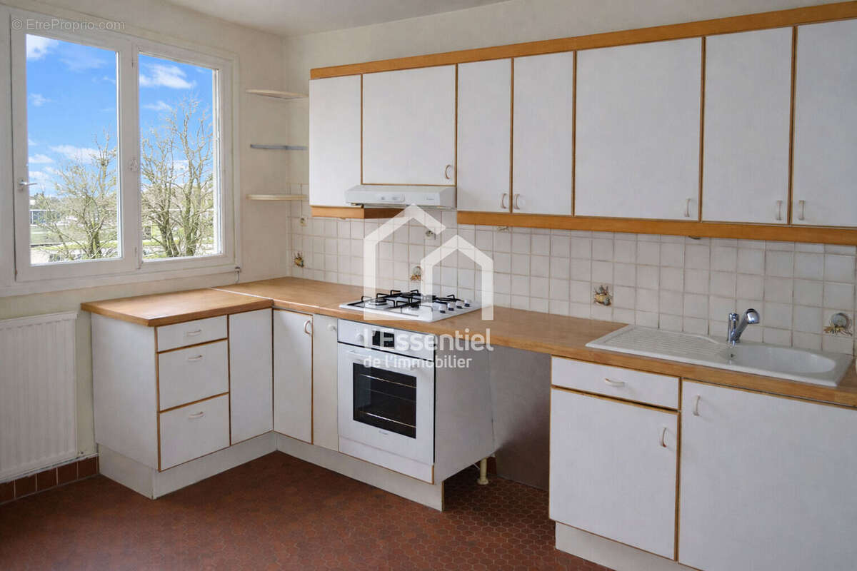 Appartement à VERNEUIL-SUR-SEINE