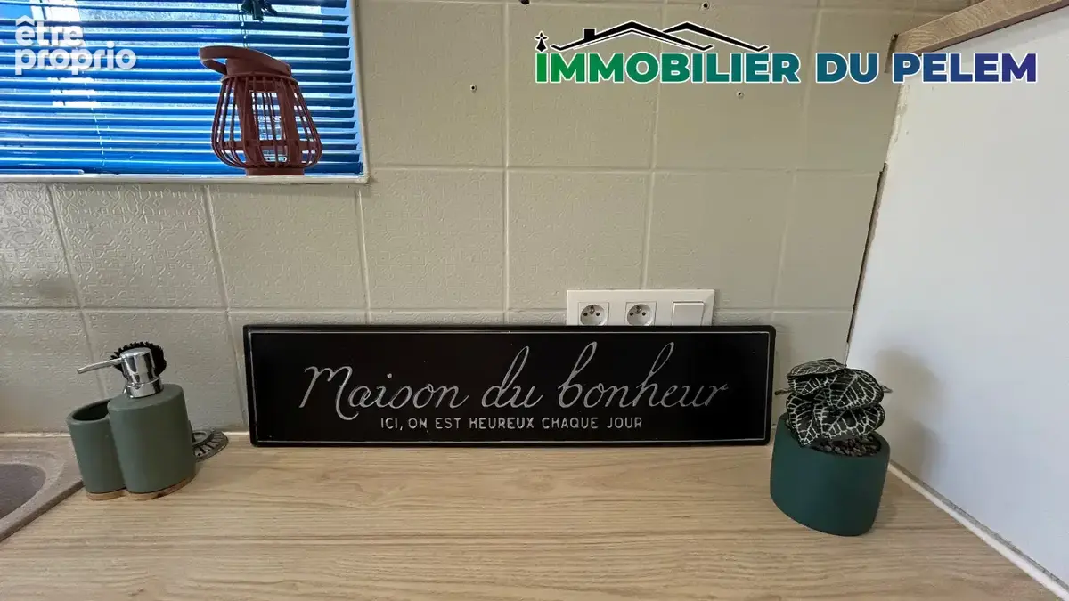 Longère bretonne avec gîte et dépendances - photo 17