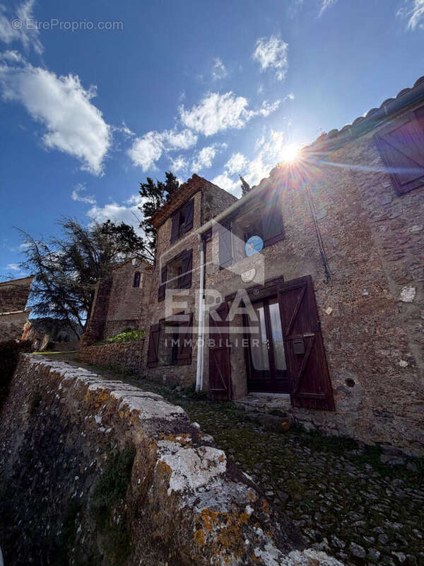 Autre à VILLEROUGE-TERMENES