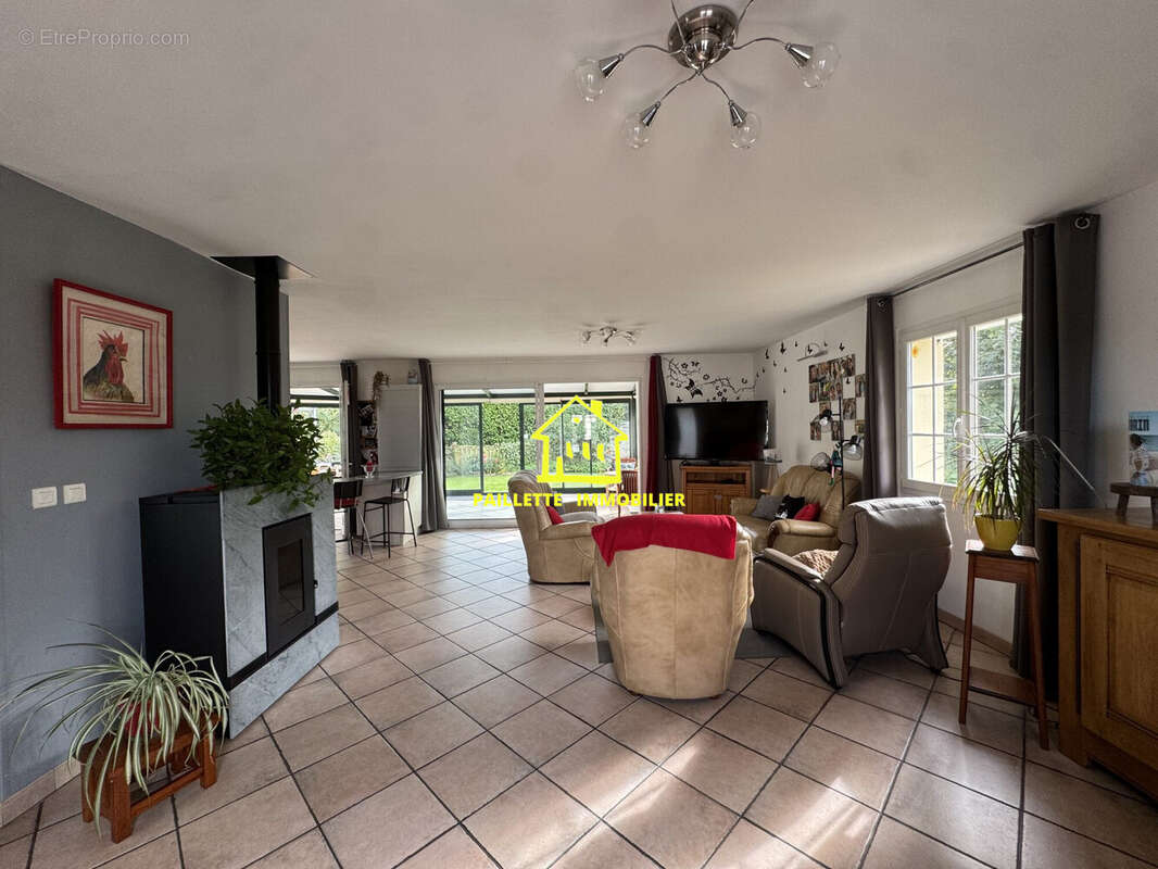 Maison à LE TILLEUL