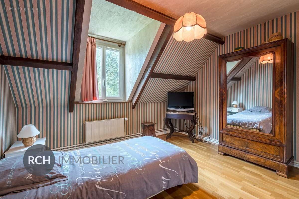 Maison à MONTFORT-L&#039;AMAURY