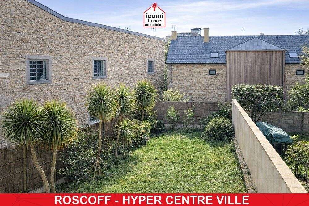 Finistere - roscoff (29680) - a vendre - maison t7 de +150m² : 1 studio et 1 duplex t5  - terrain 350m² environ - garage et stat - photo 10