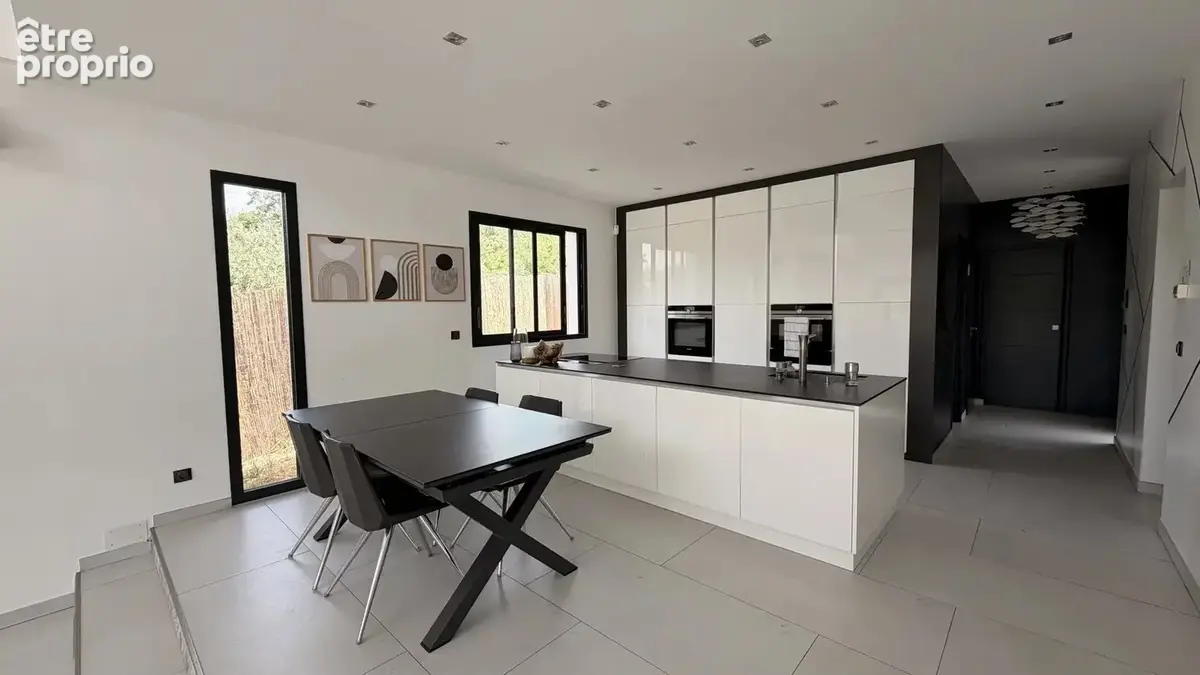 Maison 4 pièces 174 m² à vendre à Aix-En-Provence (13100) - photo 4