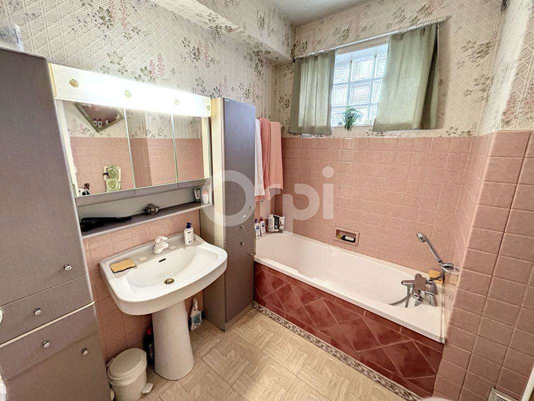 Appartement à BRIVE-LA-GAILLARDE