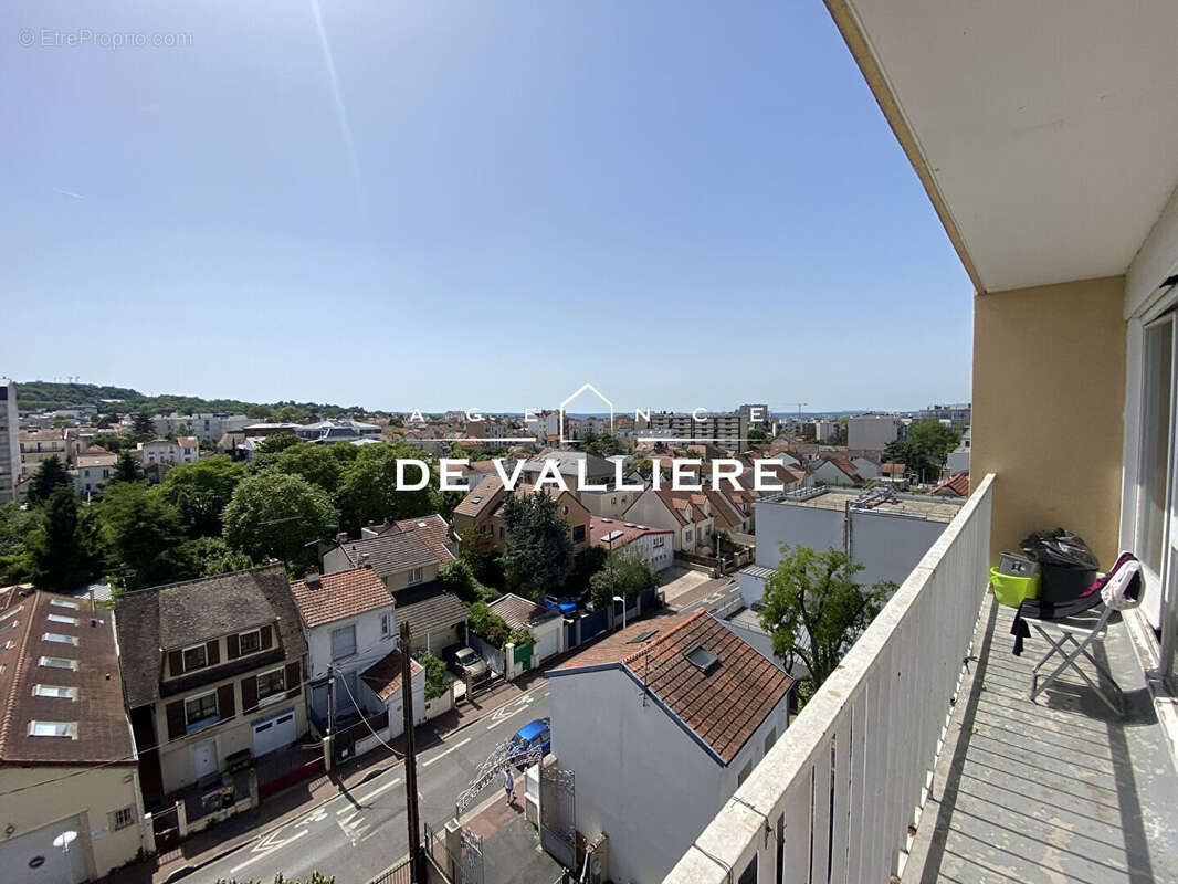 Appartement à NANTERRE