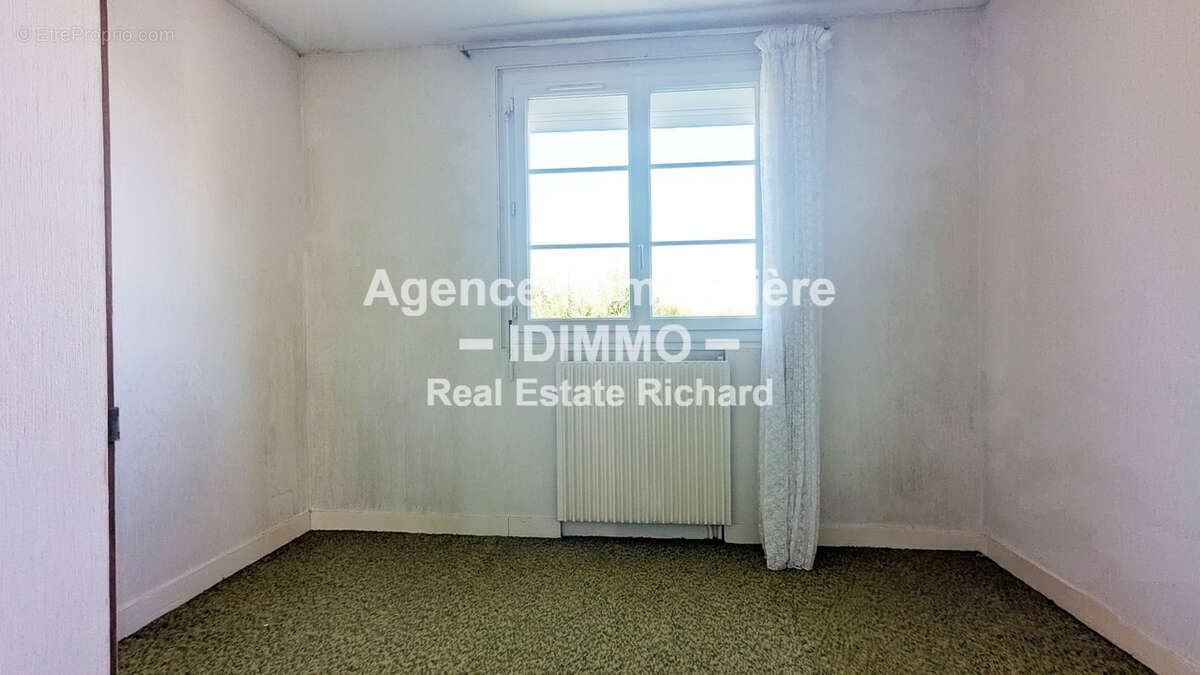 Maison à CORBEILLES