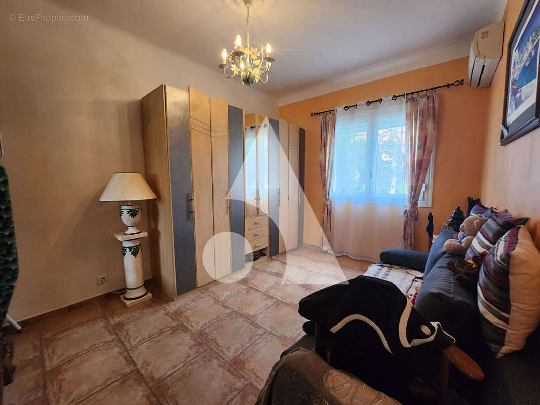 Maison à FREJUS