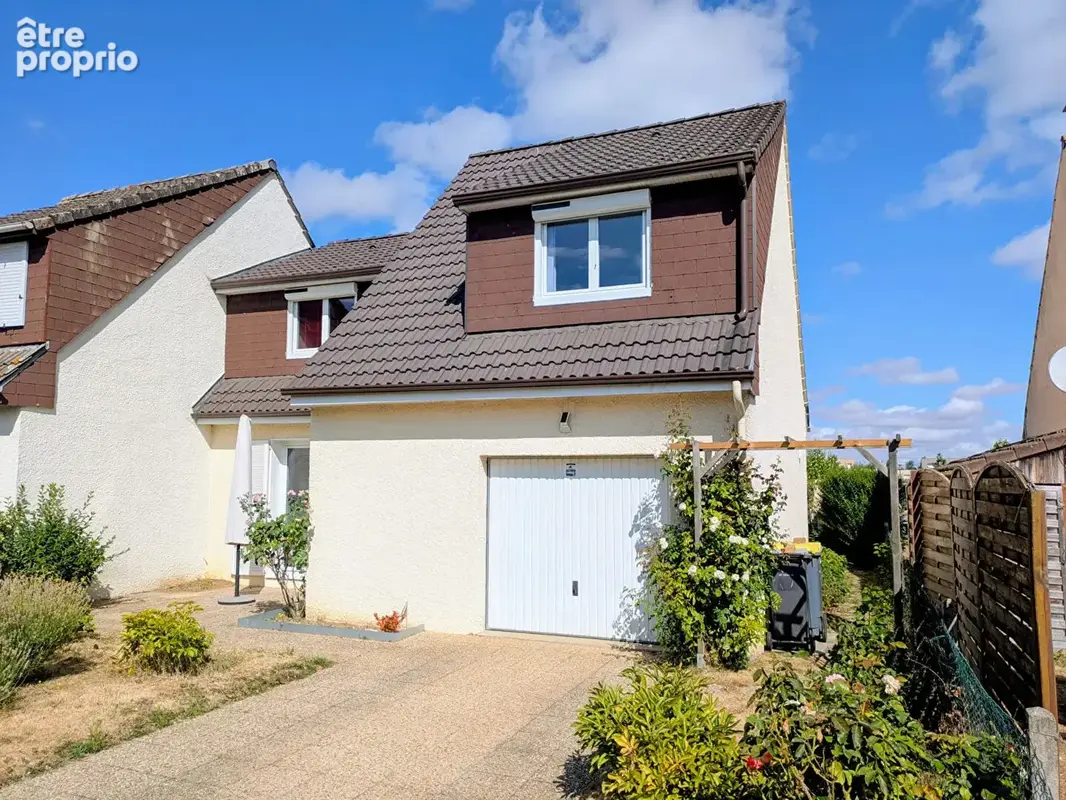 Maison à ANGERVILLE-LA-CAMPAGNE