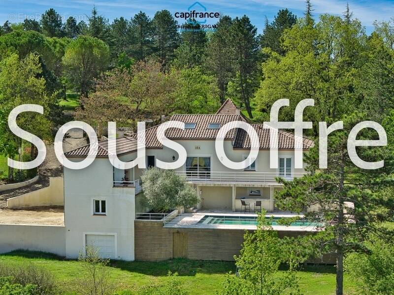 Maison à MAUROUX
