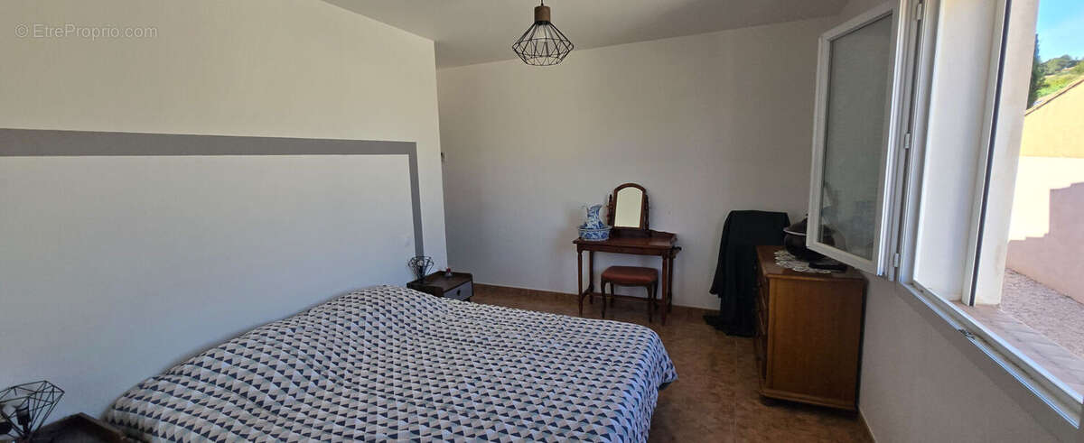 Maison à LEZIGNAN-CORBIERES