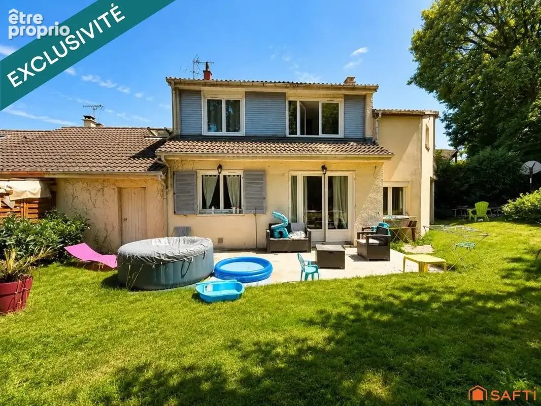 Photo 1 - Maison à CANTELEU