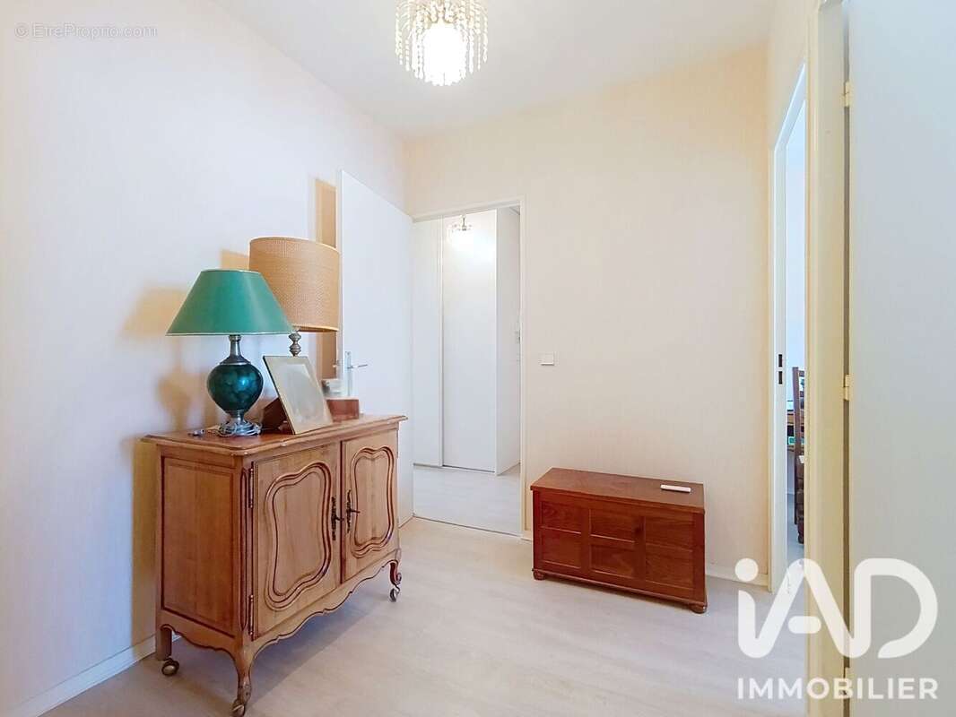 Photo 8 - Appartement à LE PLESSIS-TREVISE