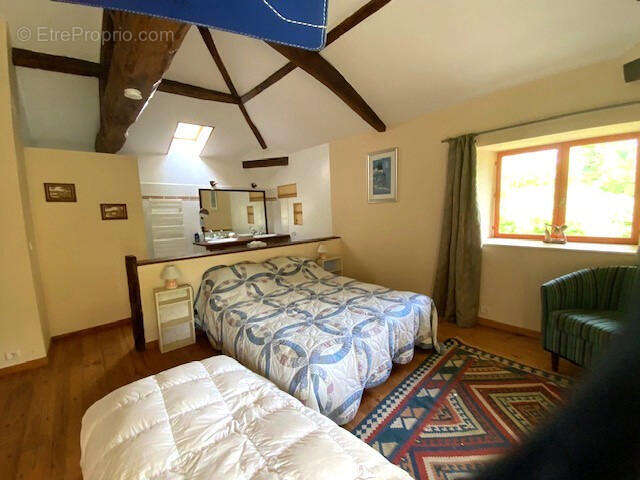 31 juil - gite bedroom
