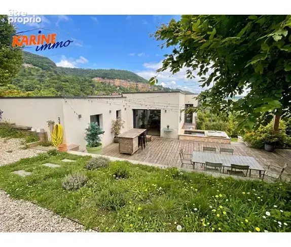Maison à COUZON-AU-MONT-D'OR