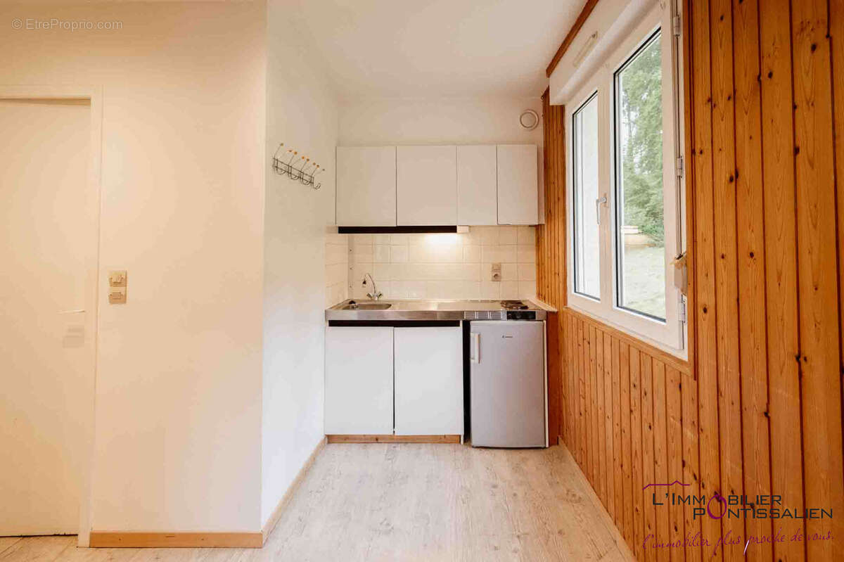 Appartement à BIANS-LES-USIERS