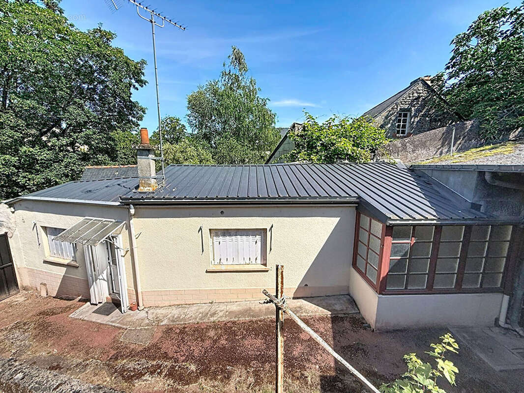 Maison Montreuil Bellay 2 pièces 65 m2 - photo 2