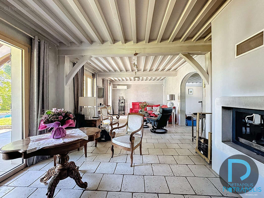 Maison à SAINT-JULIEN-SUR-VEYLE