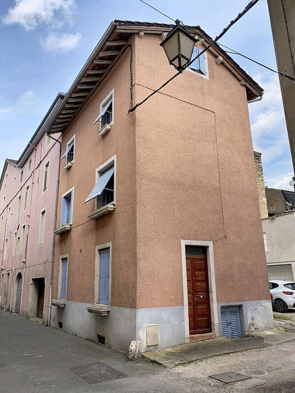 Maison à PONT-DE-VAUX