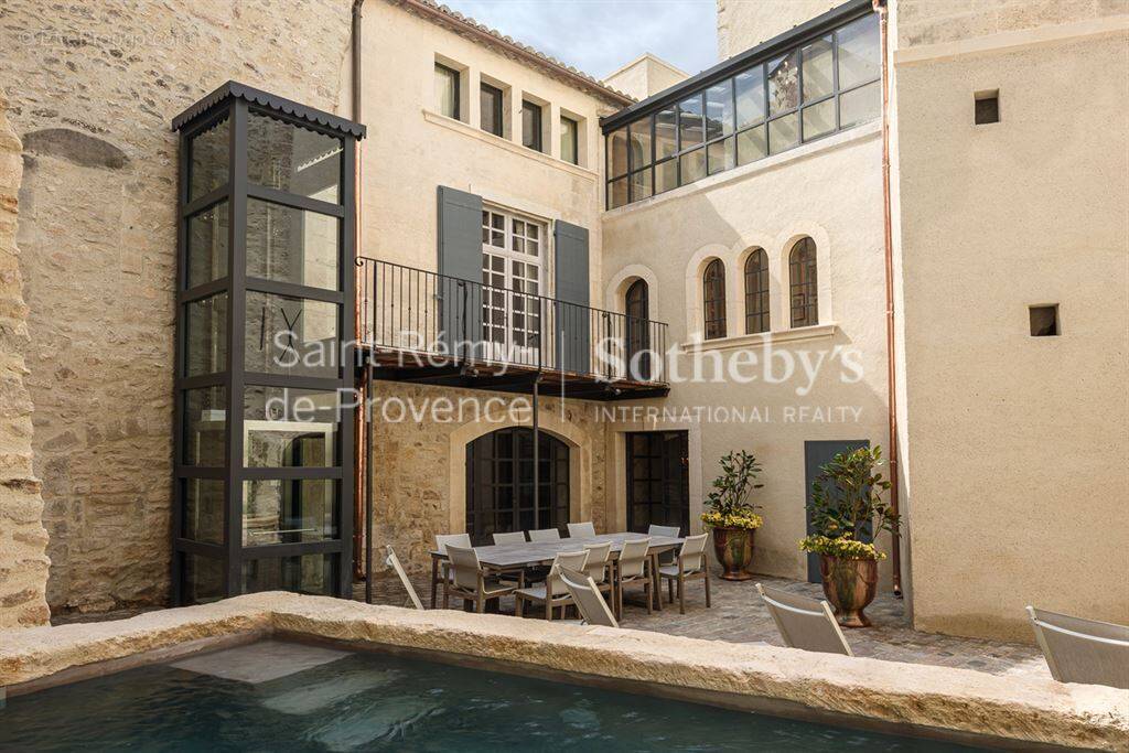 Maison à SAINT-REMY-DE-PROVENCE