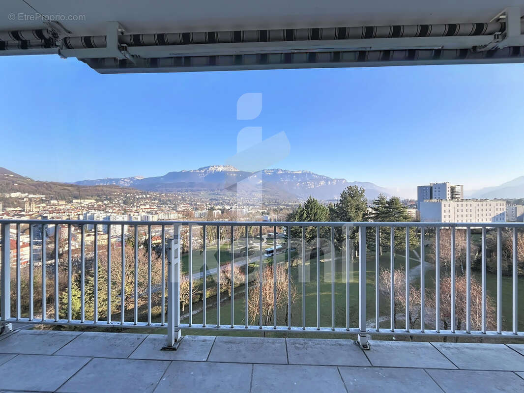 Appartement à VOIRON