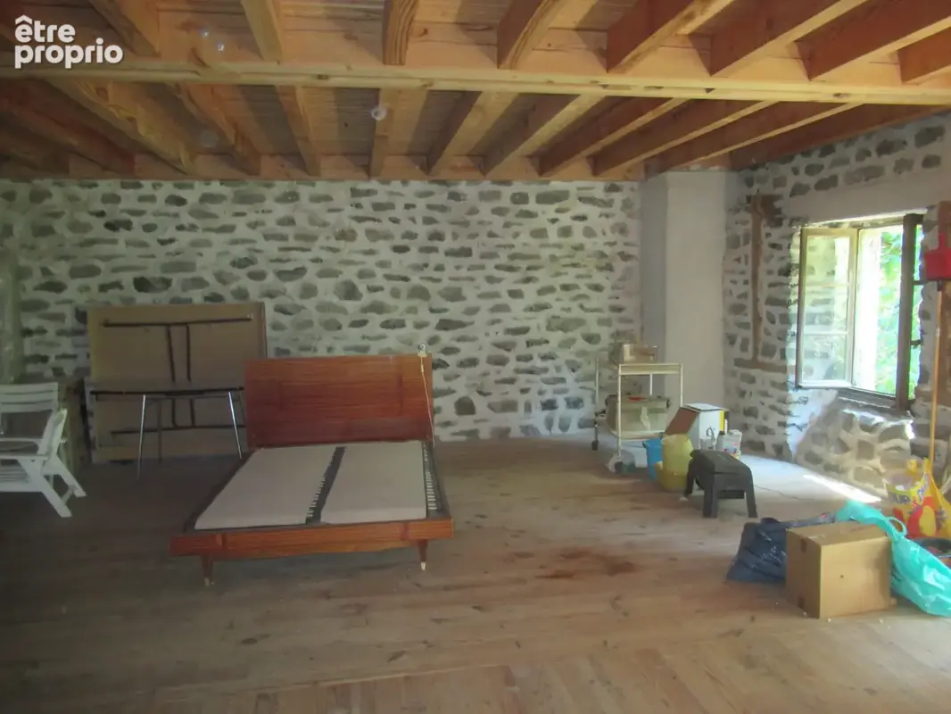 Maison en pierres avec terrain attenant - photo 5