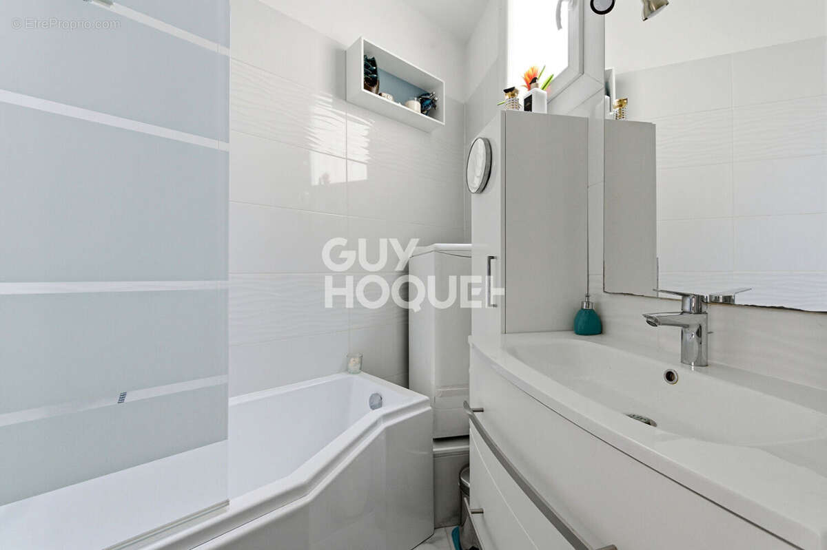 Appartement à PARIS-9E