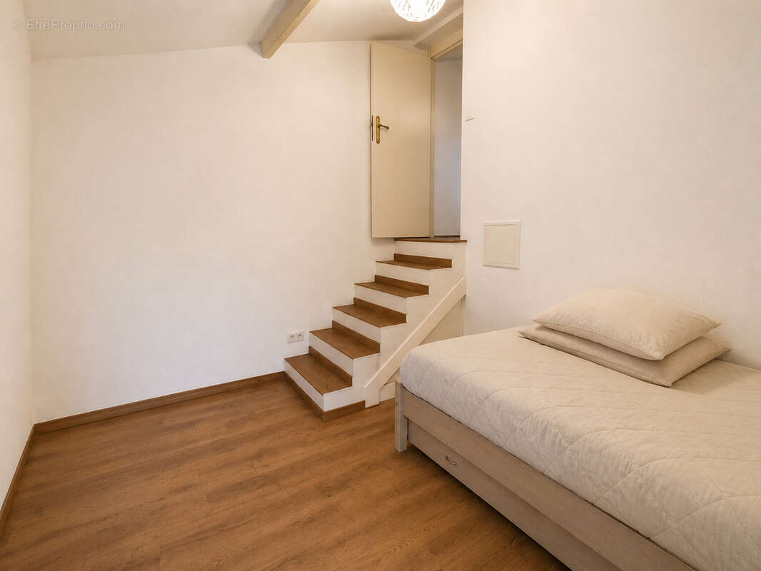 Maison à PLAN-DE-LA-TOUR