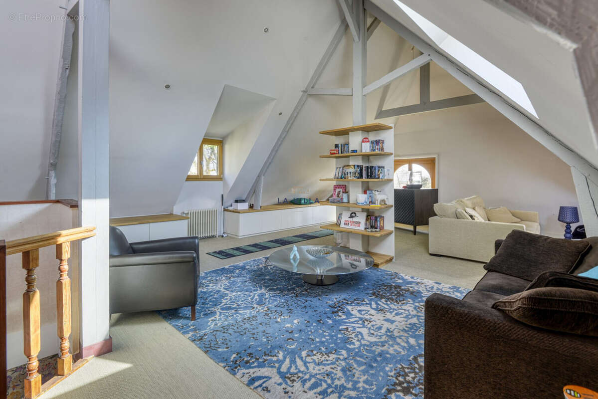 Maison à BASSE-GOULAINE