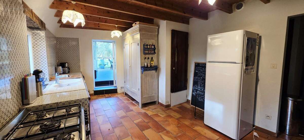 Maison à TREDREZ-LOCQUEMEAU