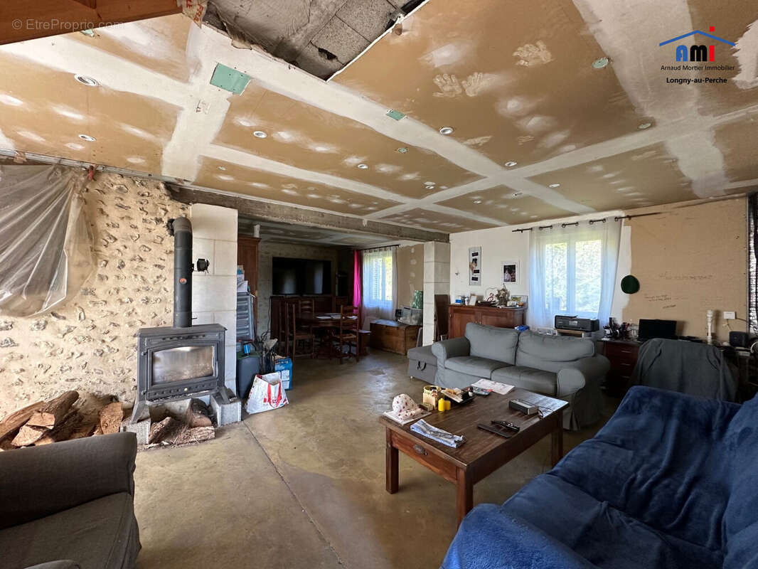Maison à LONGNY-AU-PERCHE