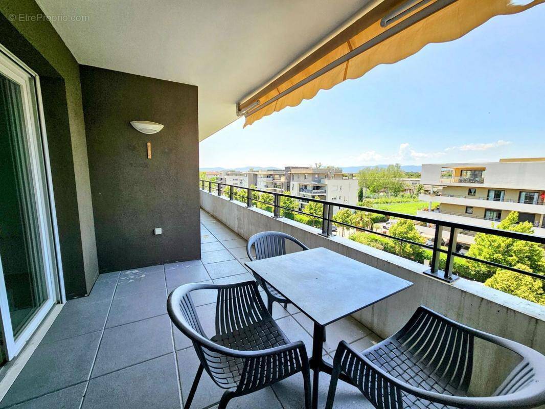 Appartement à FREJUS