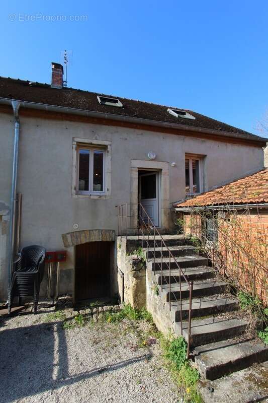 Maison à VENAREY-LES-LAUMES