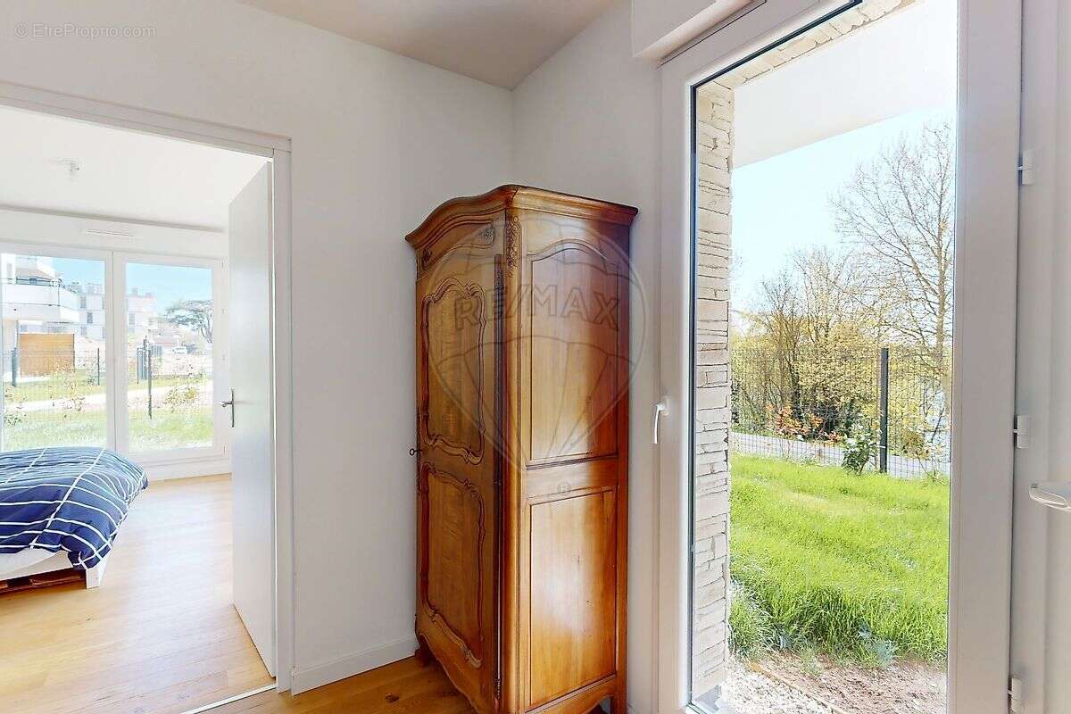 Appartement à SAINT-JEAN-DE-LA-RUELLE