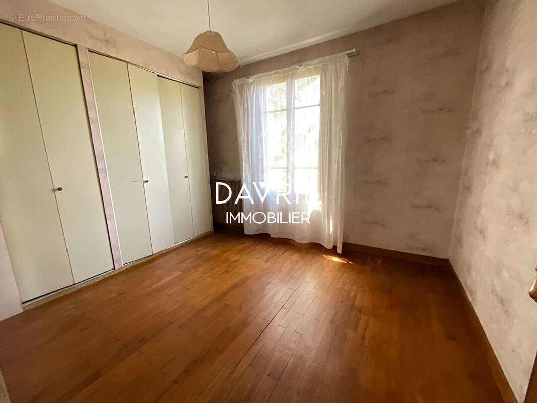 Maison à MAURECOURT