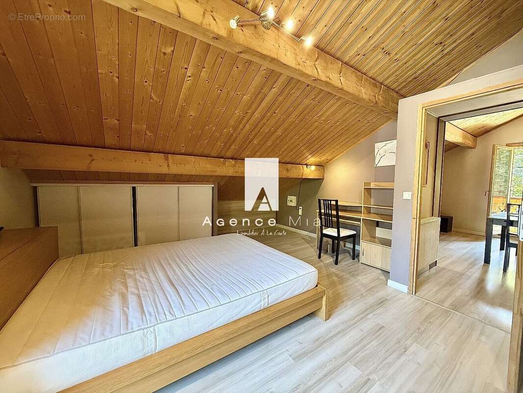 LULLIN CENTRE  Chalet rare à la vente - photo 3