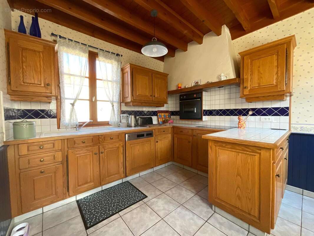 Maison 145 m² à Bailleul  - photo 3