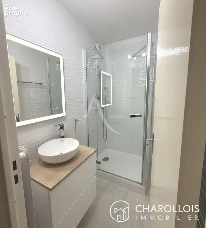 Appartement T5 - 107 m² - MÂCON - photo 12