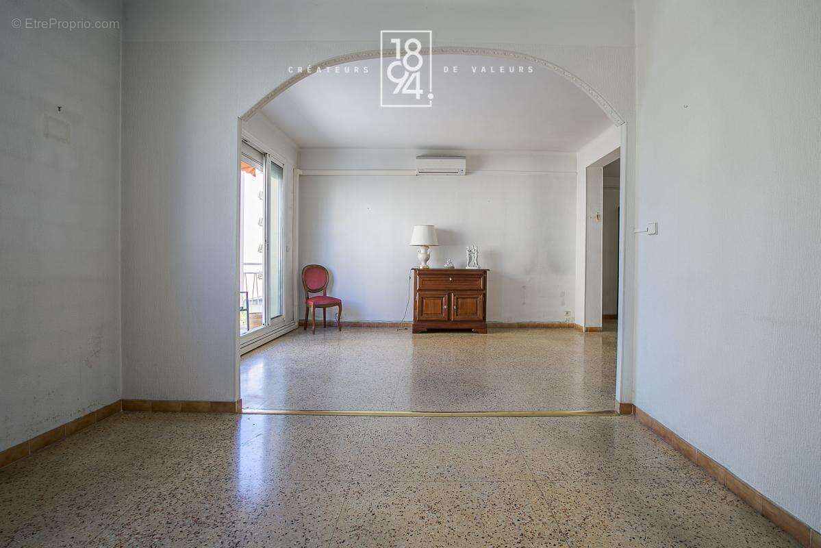 Appartement à MARSEILLE-8E