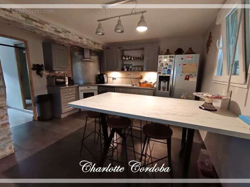 Maison à COLAYRAC-SAINT-CIRQ