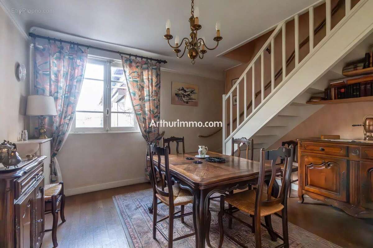 Maison à SUCY-EN-BRIE