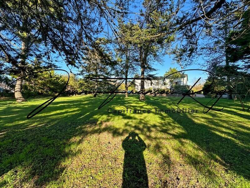 Maison à AGON-COUTAINVILLE