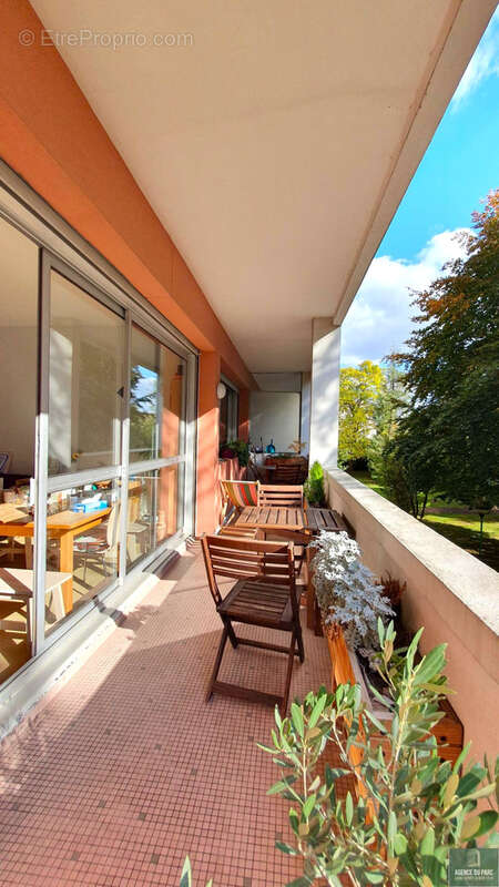 Appartement à GARCHES