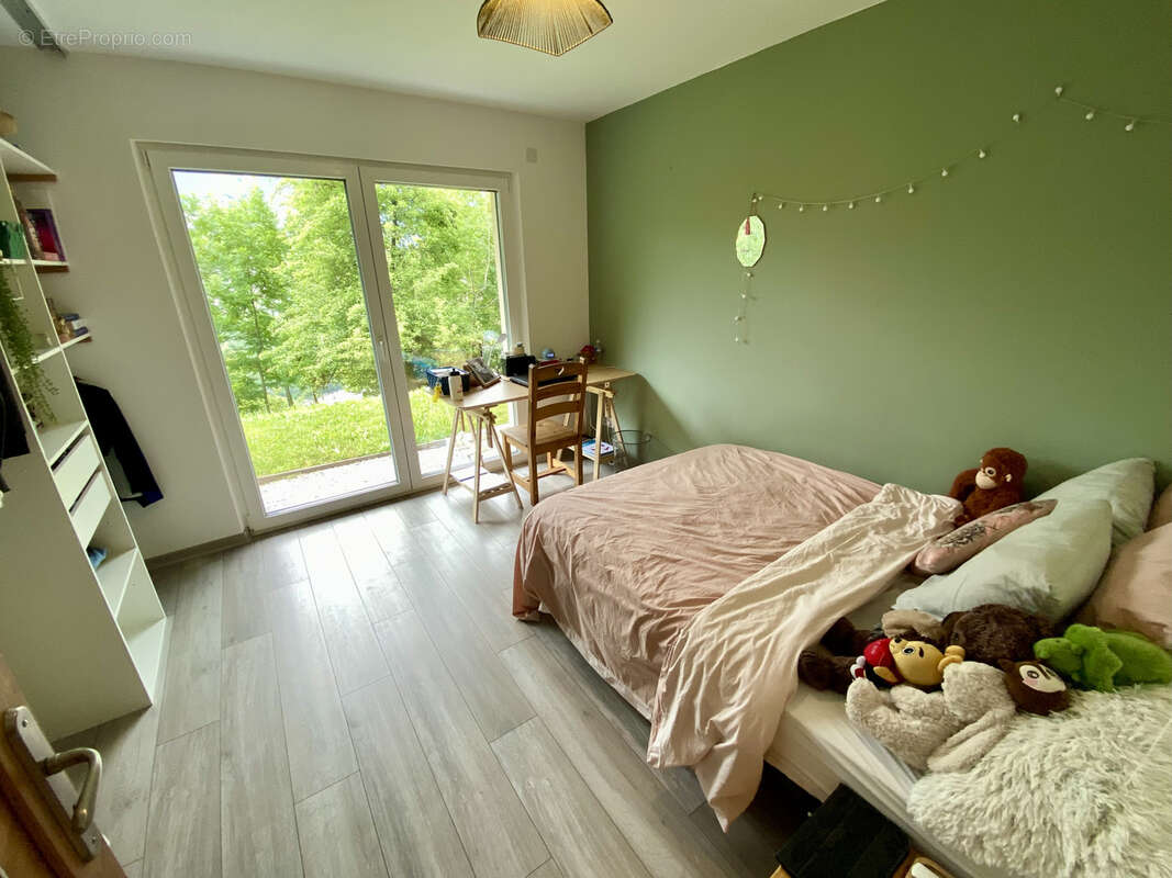 Maison à SAINT-MARTIN-DE-LA-PORTE