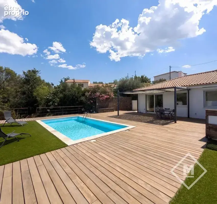 vente maison plain pied avec piscine cuisine d'été garage Allauch DPE C - photo 3