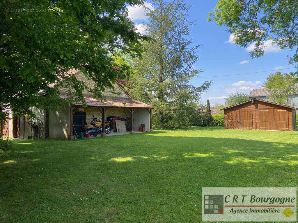 Maison à SAINT-MAURICE-LE-VIEIL