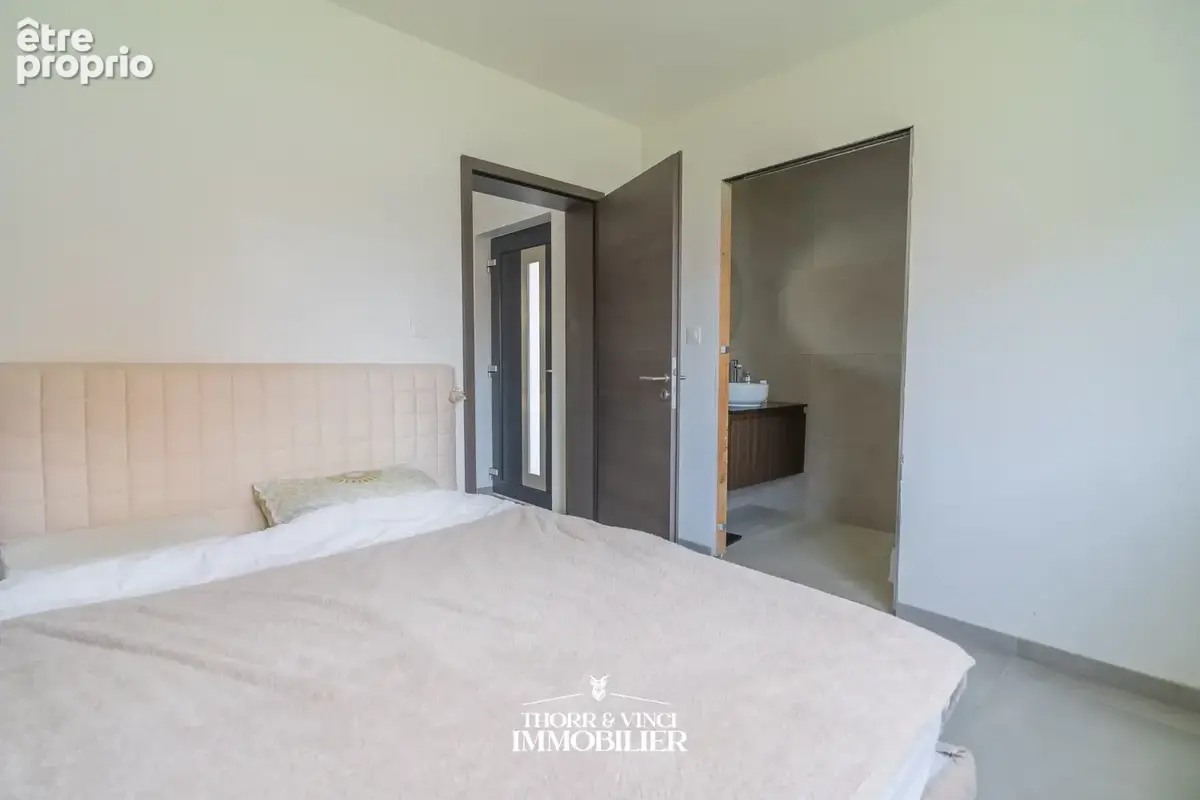 Maison 6 pièces - 132m2 - Sainte Croix en Plaine - photo 9