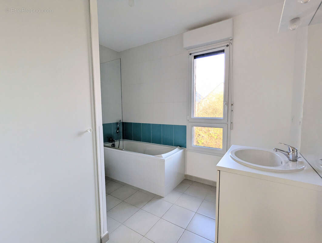 A vendre dans le centre PLELAN LE GRAND, maison 4 chambres récente - photo 15