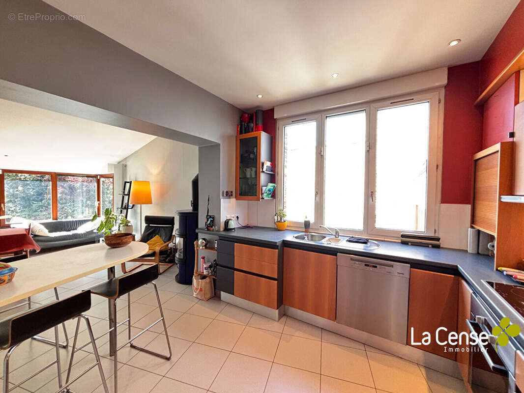 Maison à LEERS
