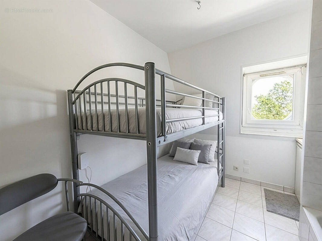 Appartement à PARIS-10E