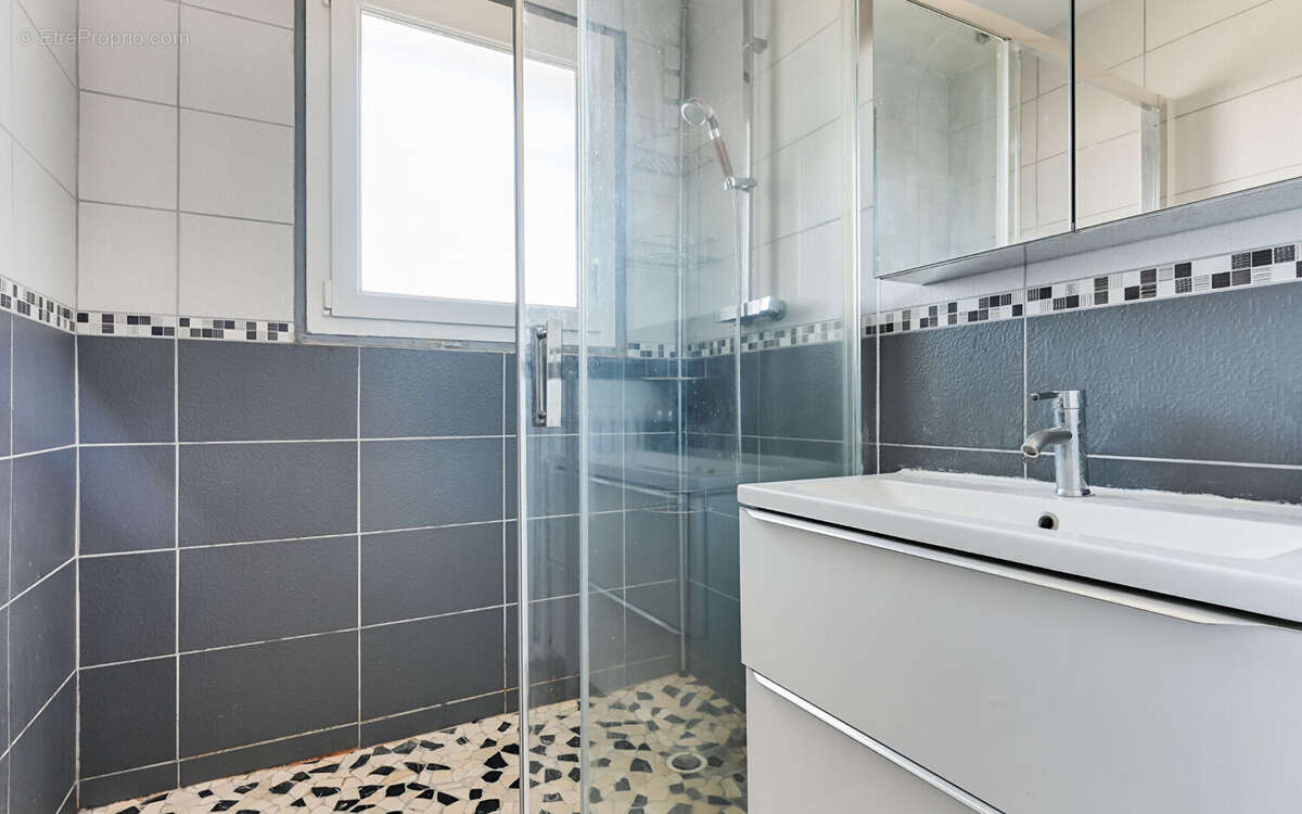 Appartement à LYON-9E